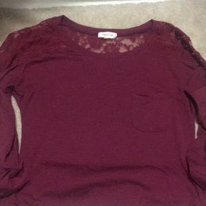 Long sleeve t shirt. Used.